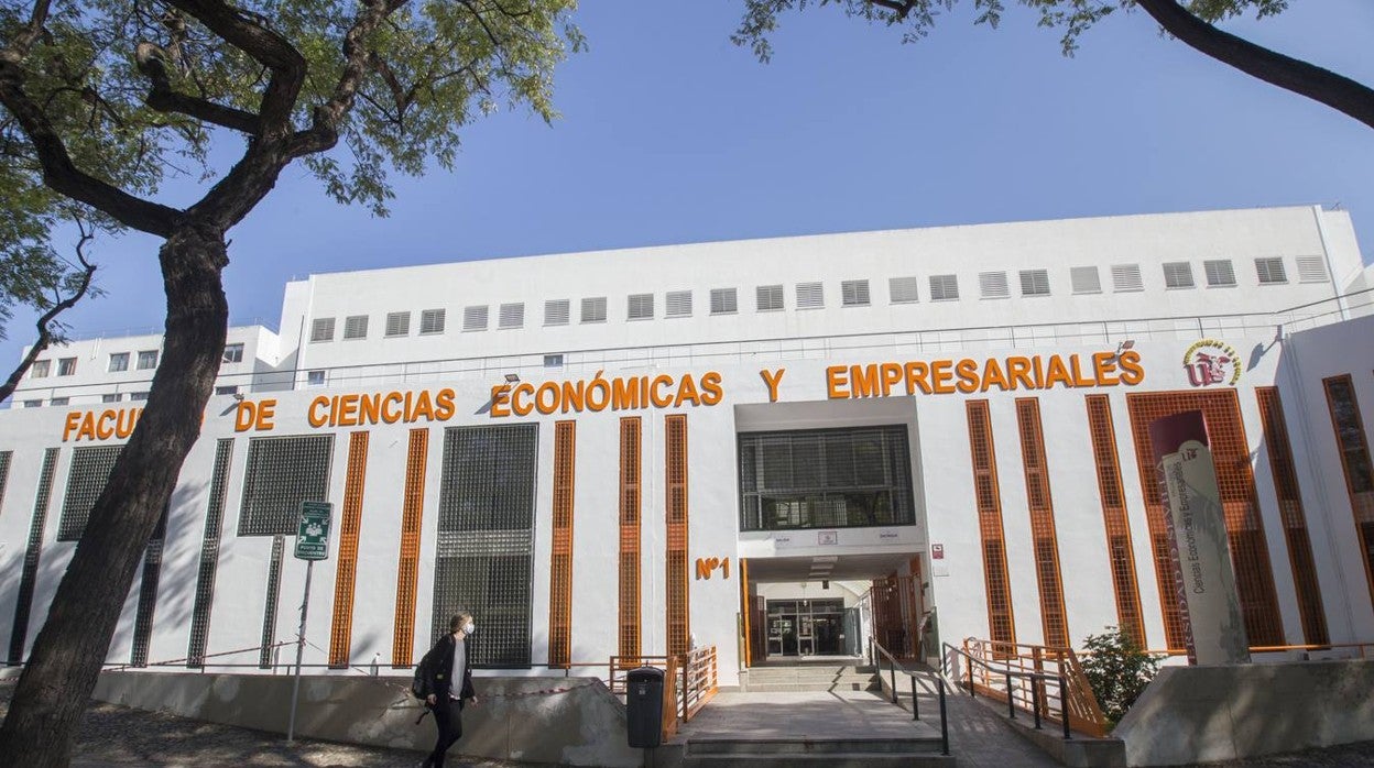 En imágenes, la facultad de Empresariales cumple 50 años