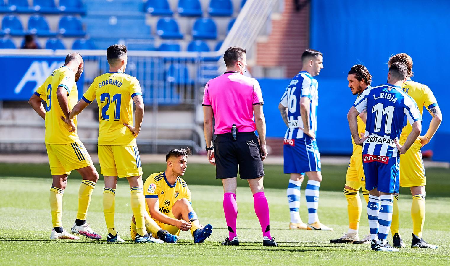 FOTOS: Las imágenes del empate del Cádiz ante el Alavés