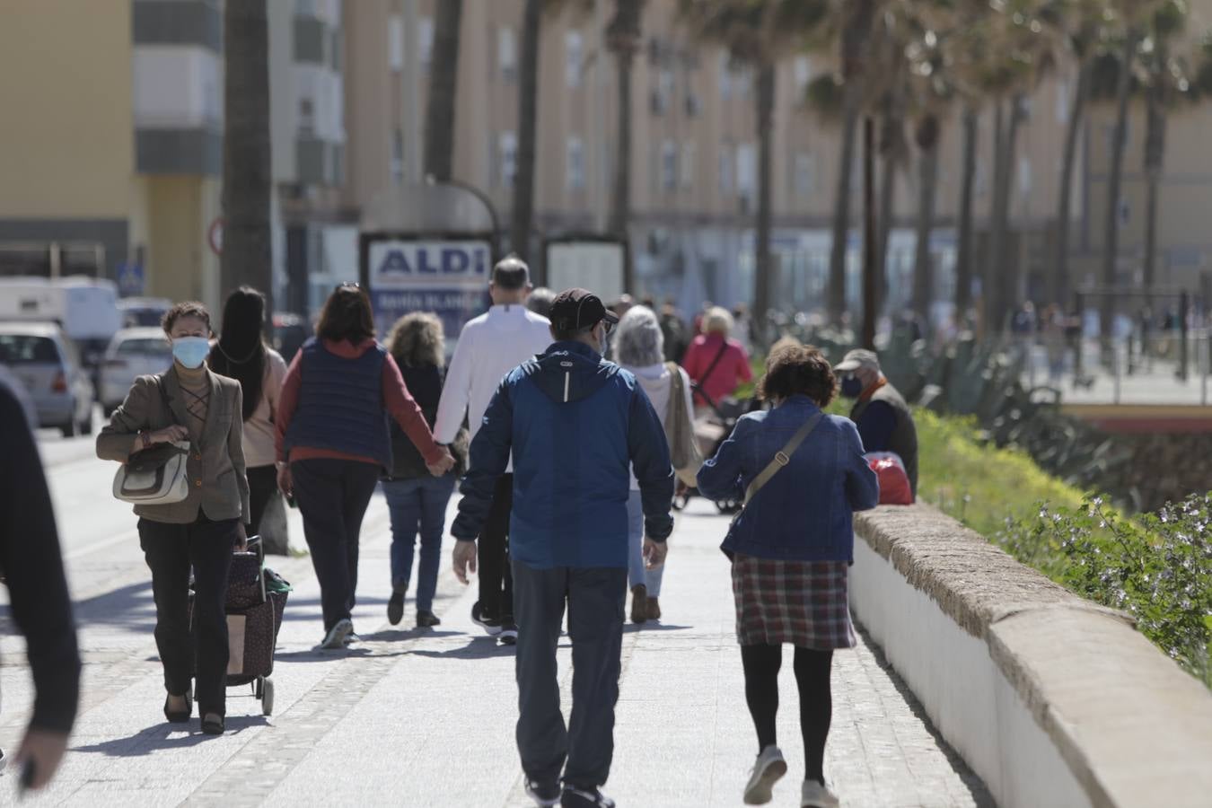 Fotos: ambiente en Cádiz en este primer sábado en el que la provincia está en nivel 2