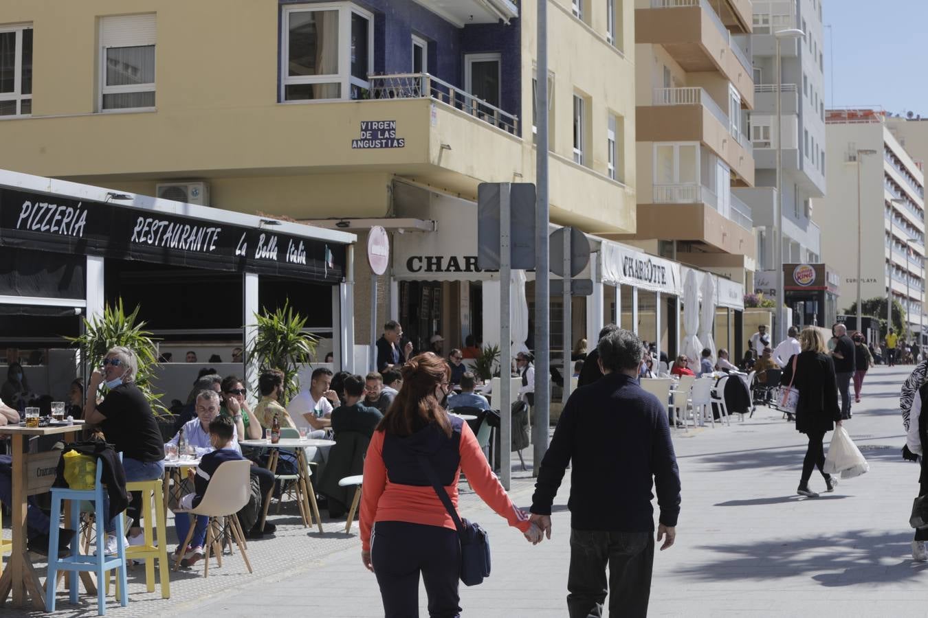 Fotos: ambiente en Cádiz en este primer sábado en el que la provincia está en nivel 2