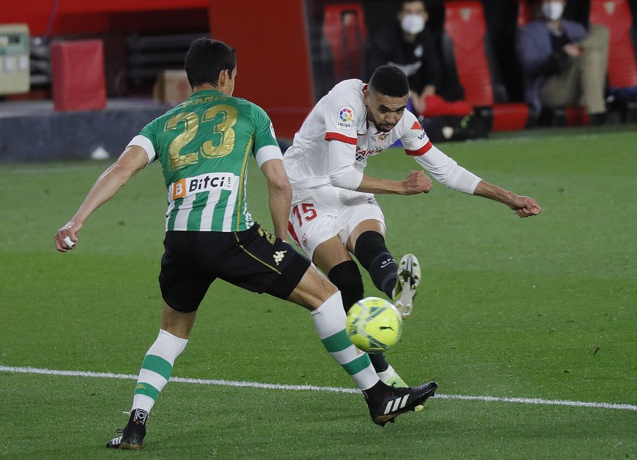 Partido de LaLiga entre el Sevilla y el Betis en el Sánchez-Pizjuán