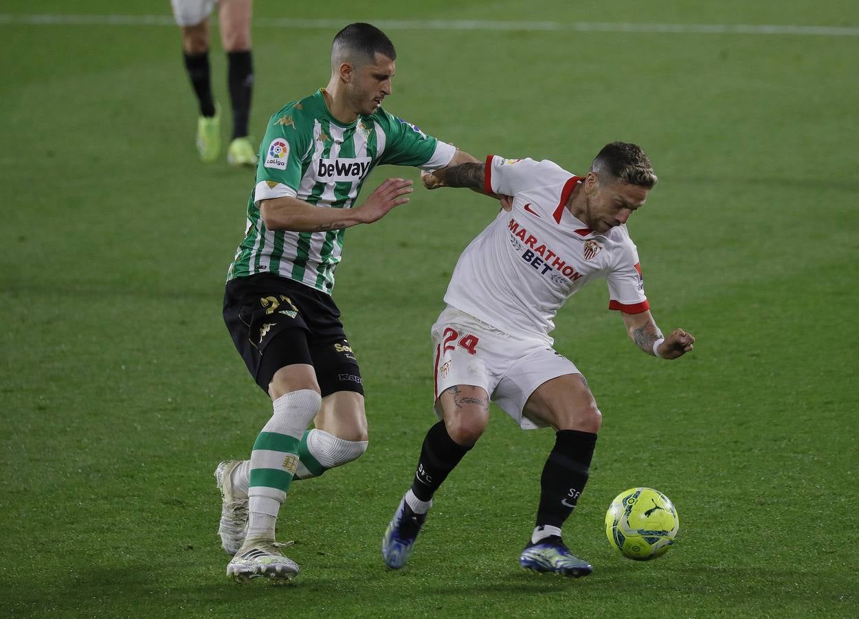 Partido de LaLiga entre el Sevilla y el Betis en el Sánchez-Pizjuán