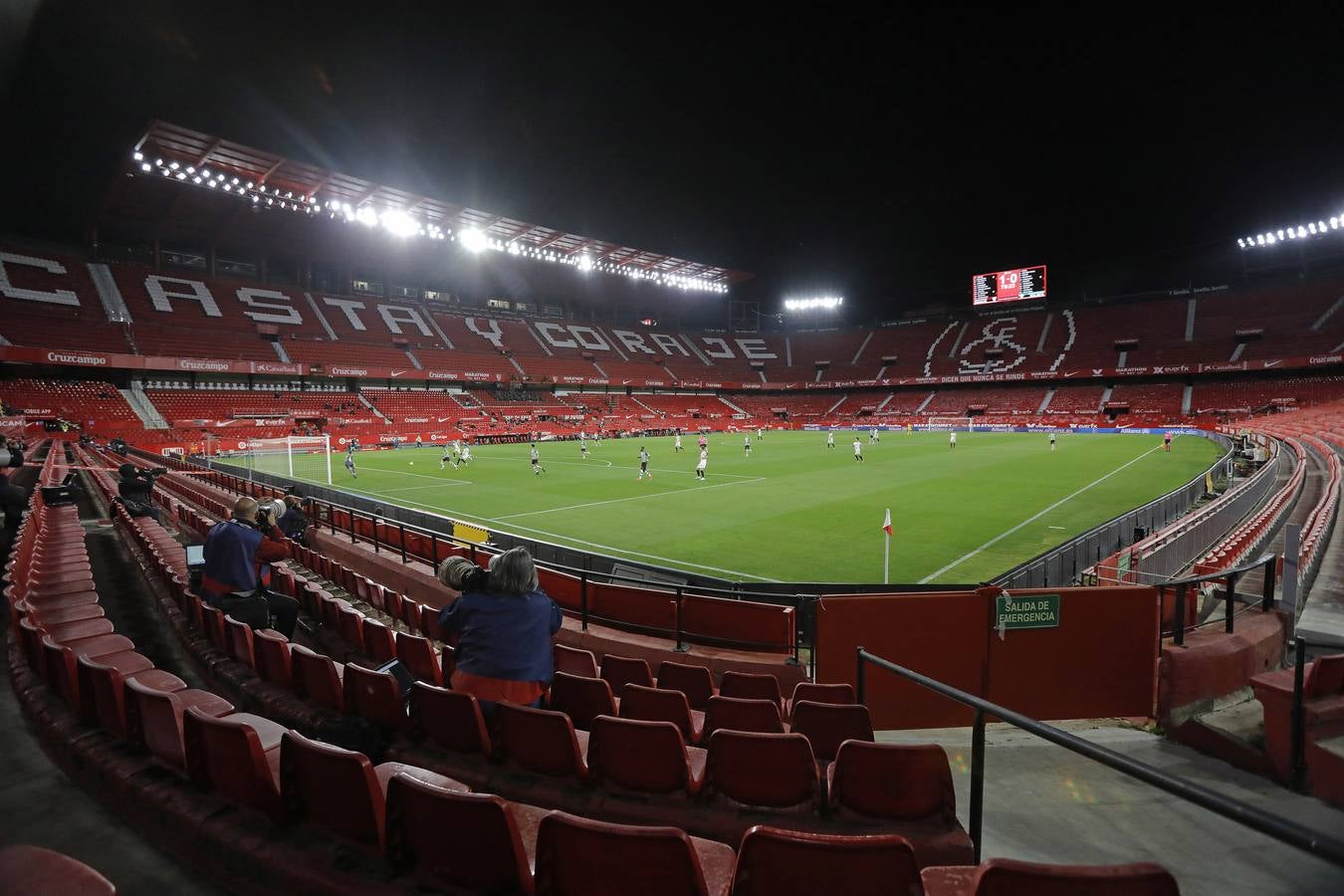 Partido de LaLiga entre el Sevilla y el Betis en el Sánchez-Pizjuán