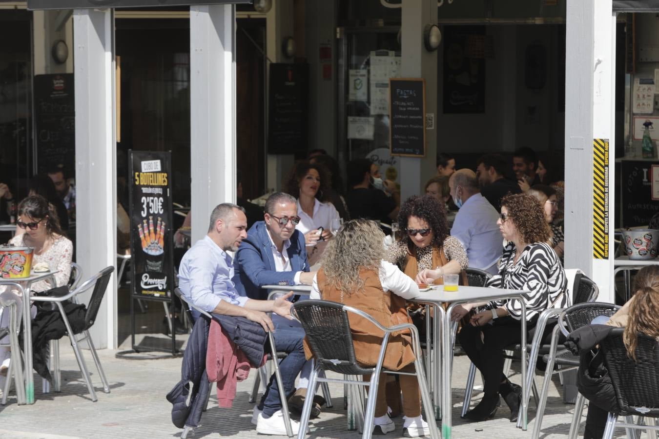 Fotos: ambiente en Cádiz en este primer sábado en el que la provincia está en nivel 2