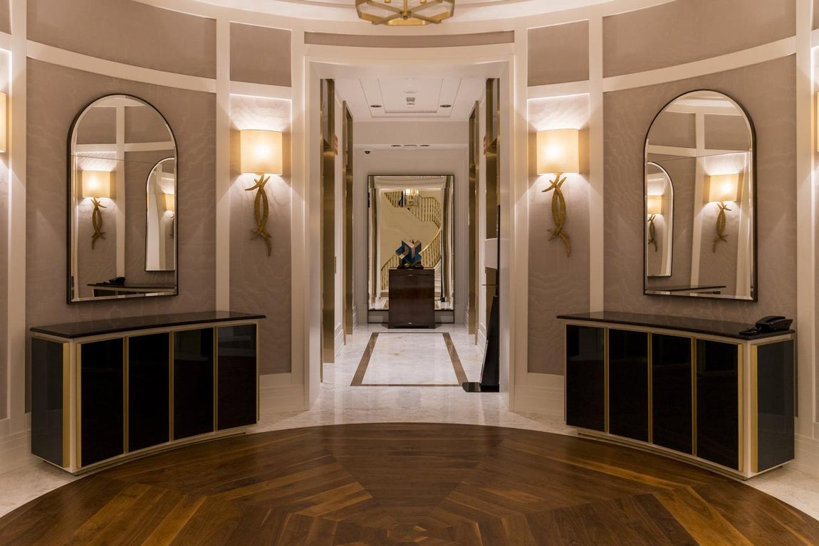 Los pisos de Galerías Canalejas, al detalle. Como dato curioso habría que comentar que dentro de esta selección se encuentra el ático más caro de España cuyo precio superaría los 10 millones de euros.