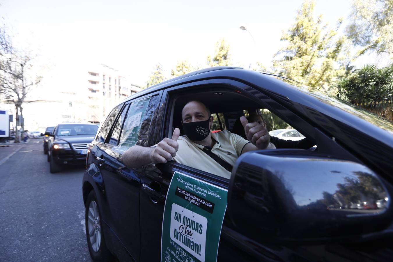 La protesta de los hosteleros de Córdoba, en imágenes