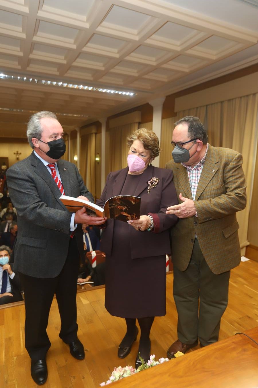 La presentación de la revista &#039;Córdoba Cofrade&#039;, en imágenes