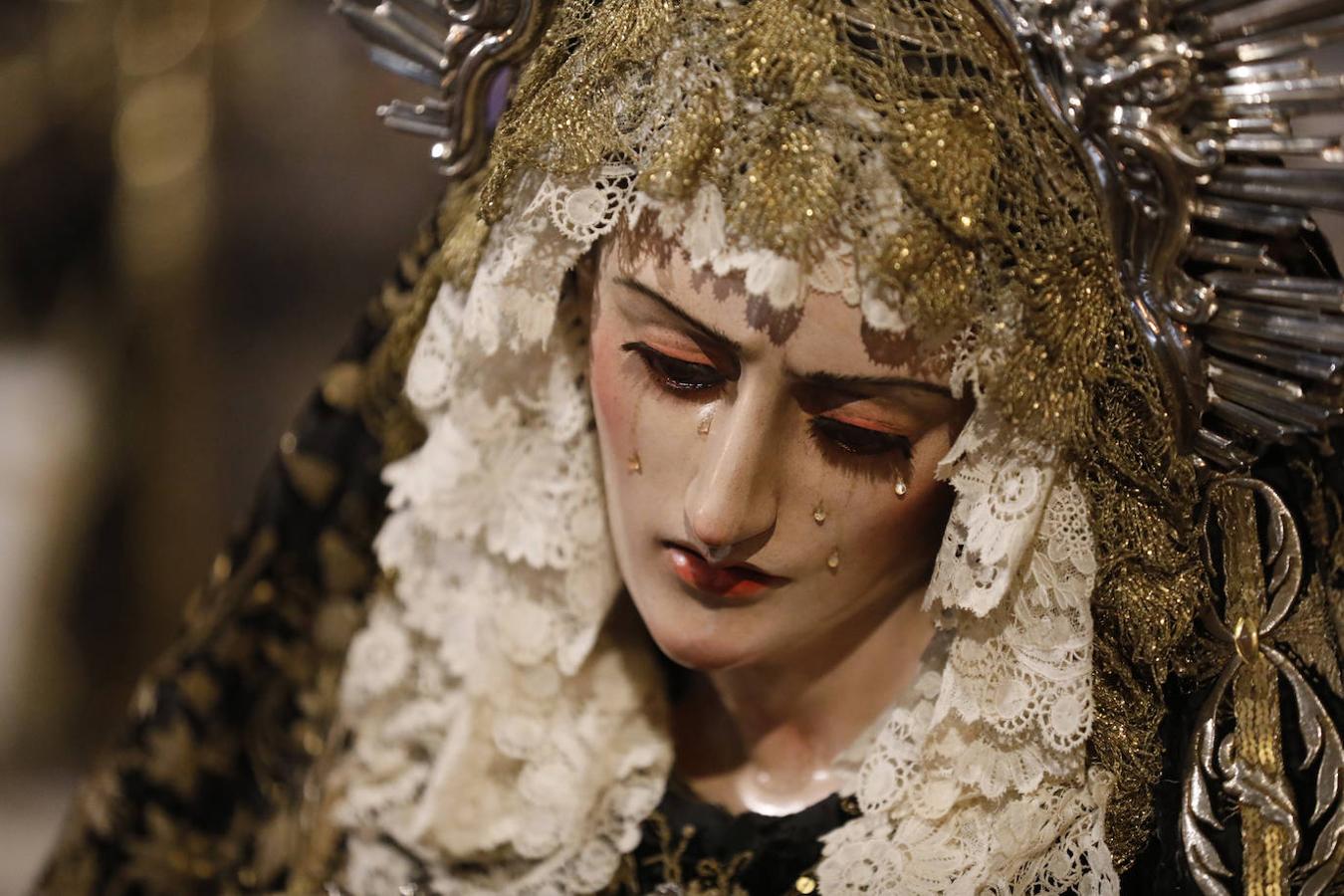 La veneración al Cristo de la Expiración y la Virgen del Silencio en Córdoba, en imágenes