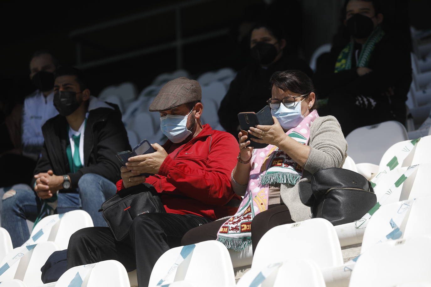 Las mejores imágenes del ambiente en el Córdoba CF - Betis Deportivo