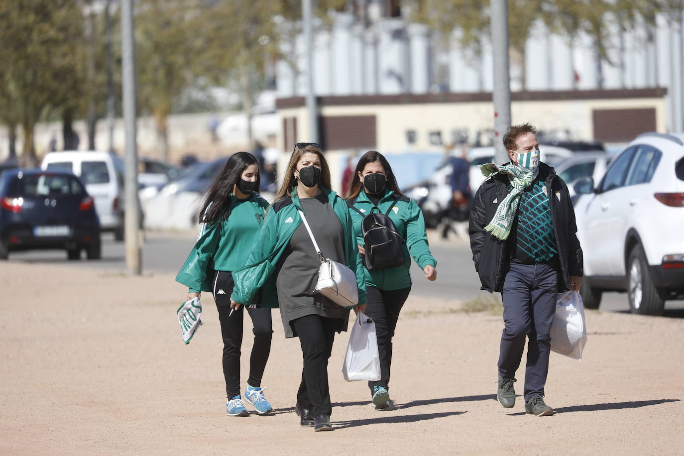 Las mejores imágenes del ambiente en el Córdoba CF - Betis Deportivo