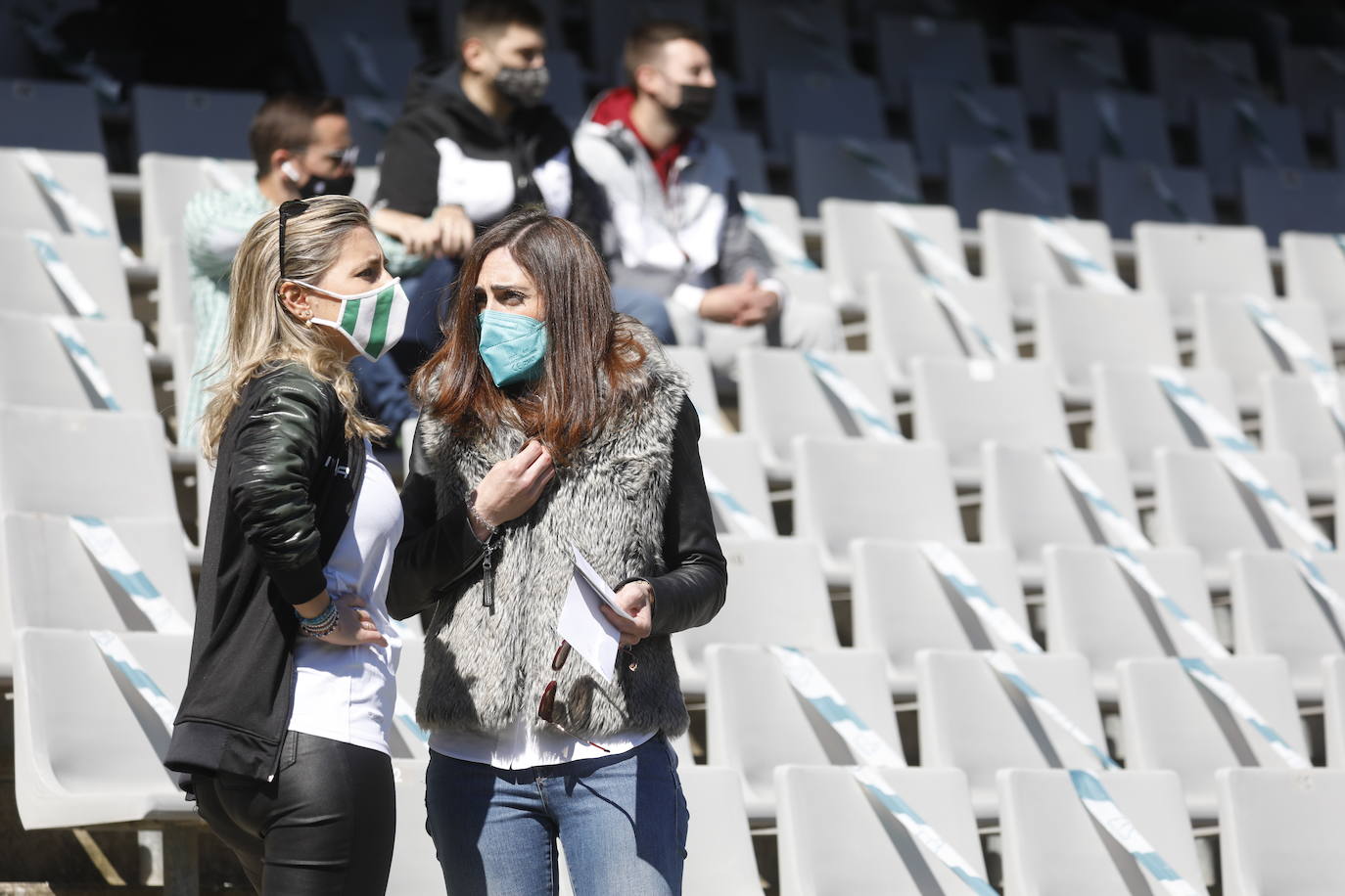 Las mejores imágenes del ambiente en el Córdoba CF - Betis Deportivo