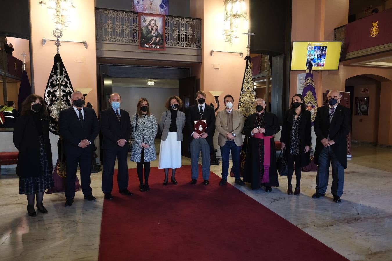 FOTOS: El pregonero Iván Roa abre las puertas de la Semana Santa de Cádiz 2021