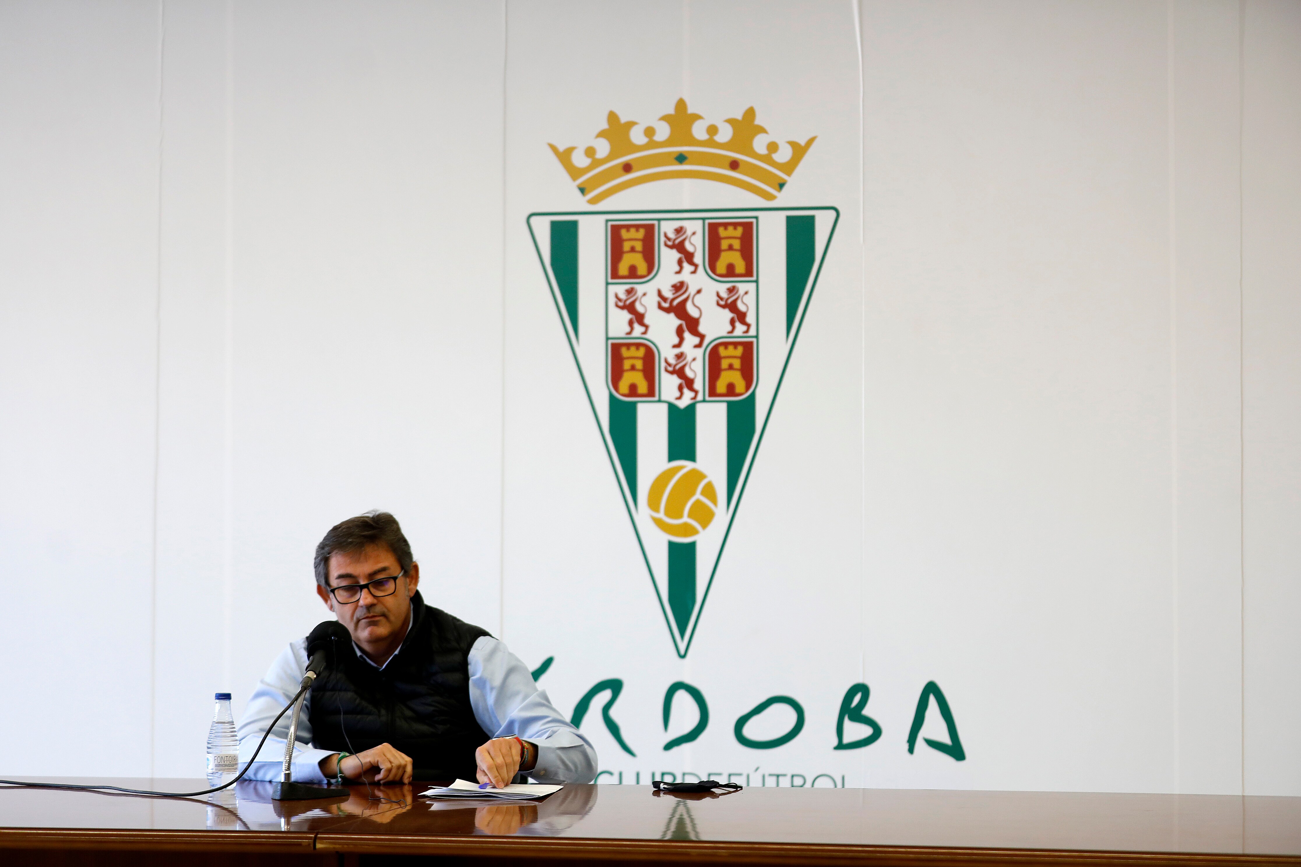 En imágenes, González Calvo explica el fracaso del Córdoba CF