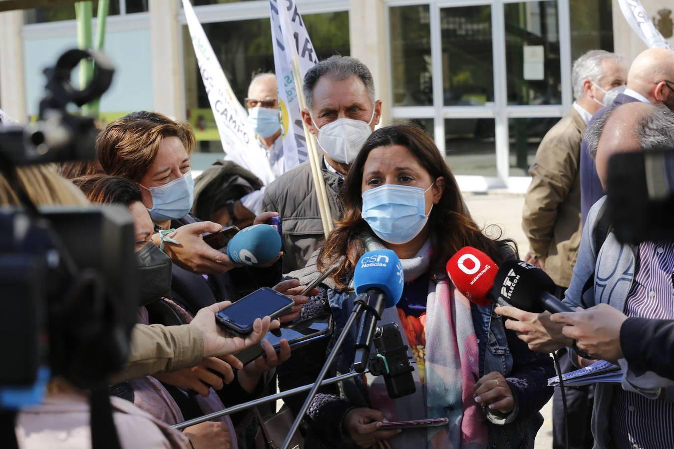 La protesta de los agricultores contra el Gobierno en Córdoba, en imágenes