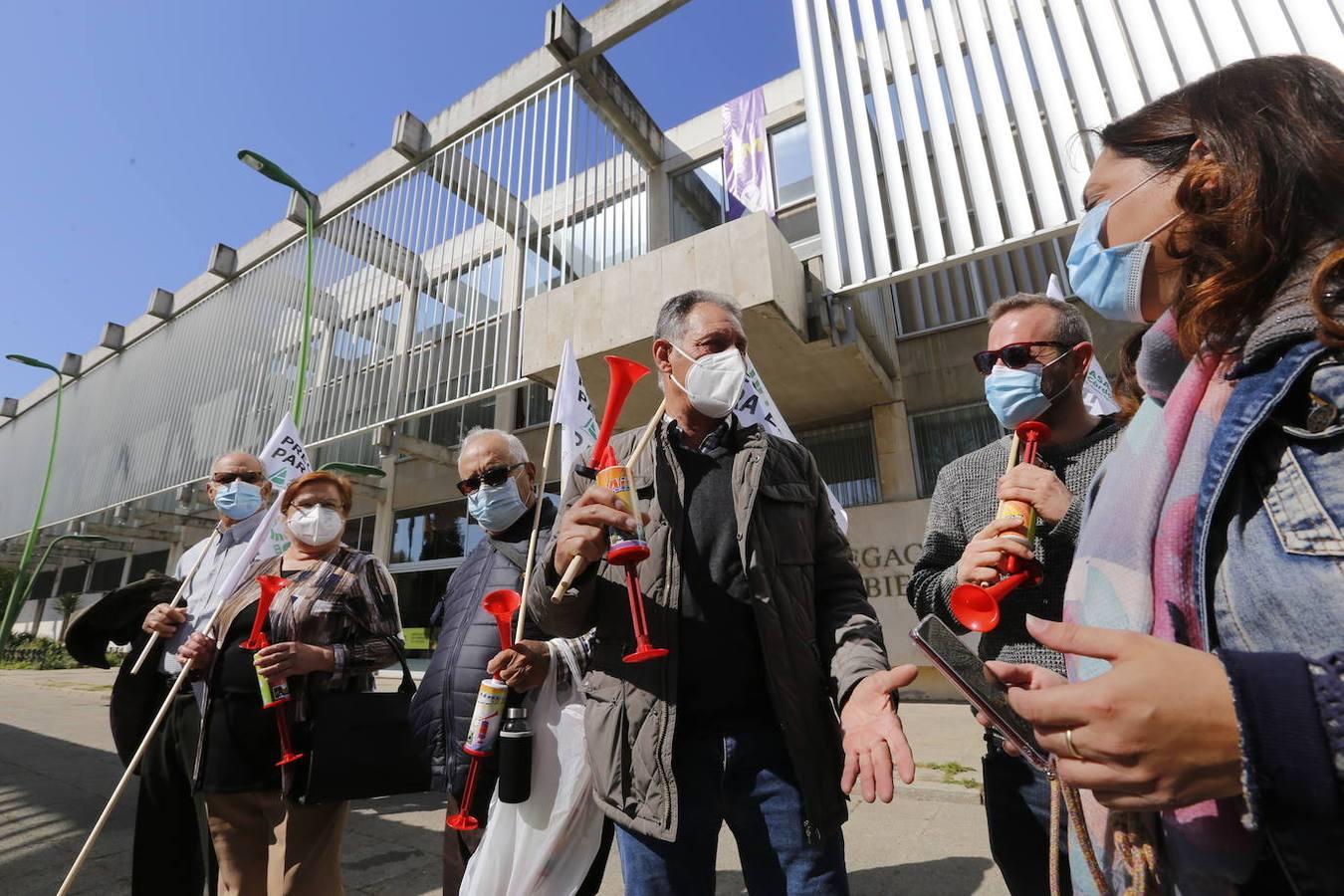 La protesta de los agricultores contra el Gobierno en Córdoba, en imágenes