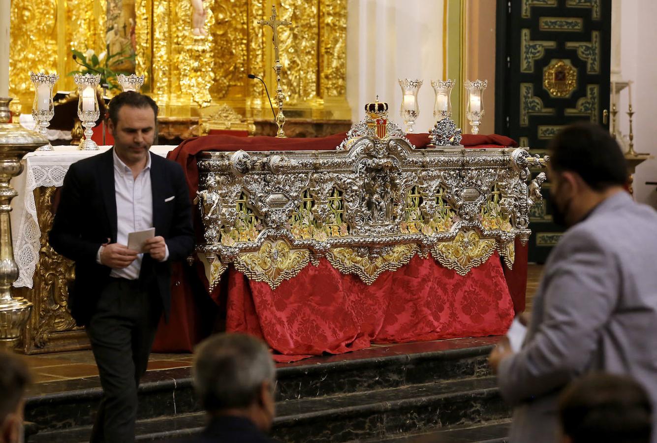 El nuevo respiradero del paso de la Virgen de la Merced de Córdoba, en imágenes