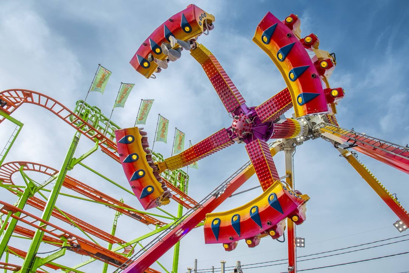 Las atracciones de Vive Park han empezado a funcionar