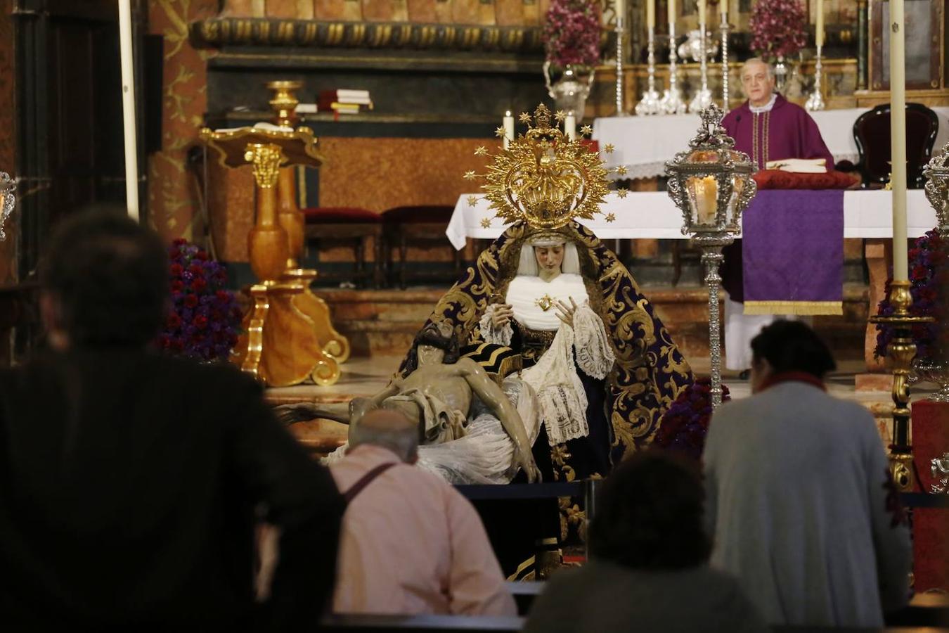 Los cultos del Cristo de las Angustias y el Prendimiento de Córdoba, en imágenes