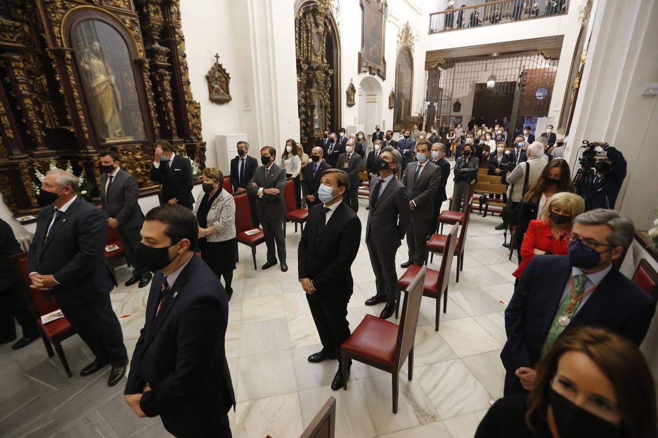 El Viernes de Dolores en la plaza de Capuchinos de Córdoba, en imágenes