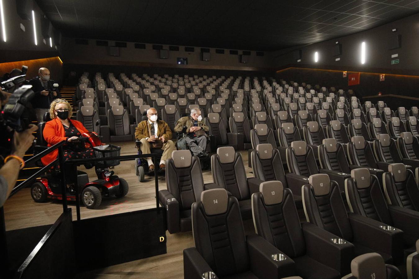 La inauguración de los cines Axion en Córdoba, en imágenes