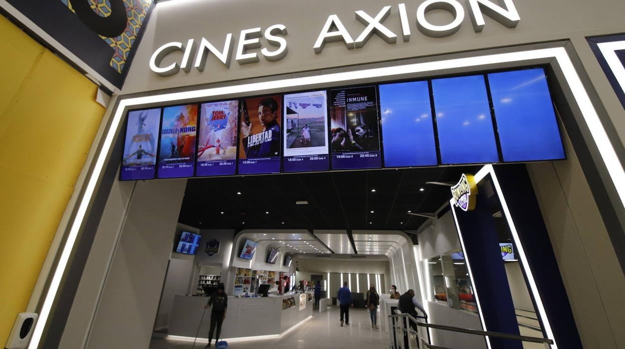 La inauguración de los cines Axion en Córdoba, en imágenes