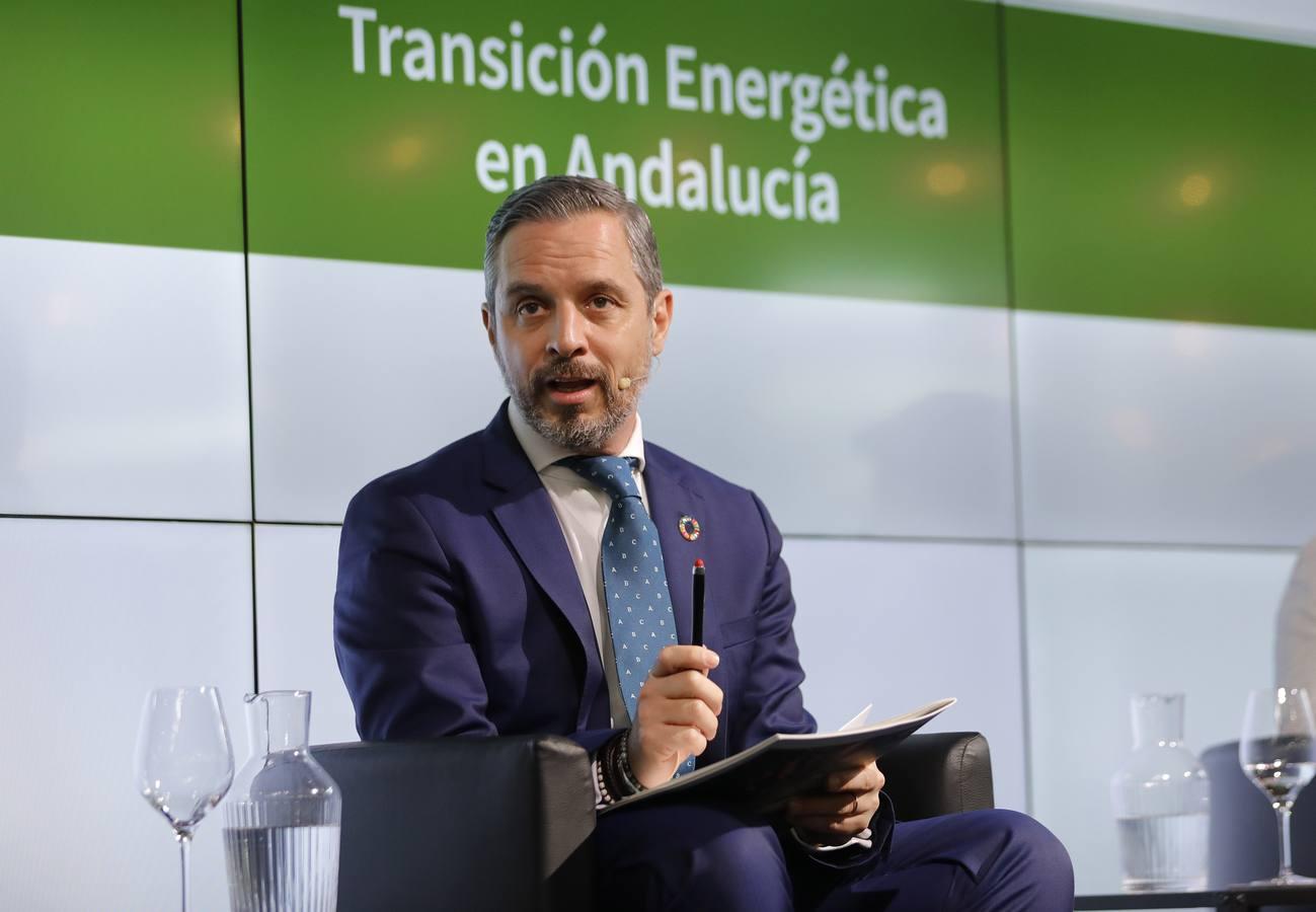 Juan Bravo, consejero de Hacienda de la Junta de Andalucía, toma la palabra