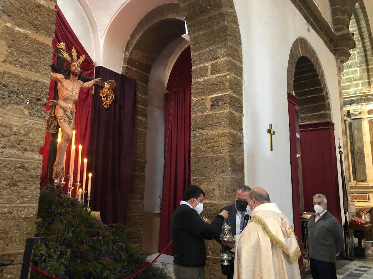 FOTOS: Viernes de Dolores en la Semana Santa de Cádiz 2021