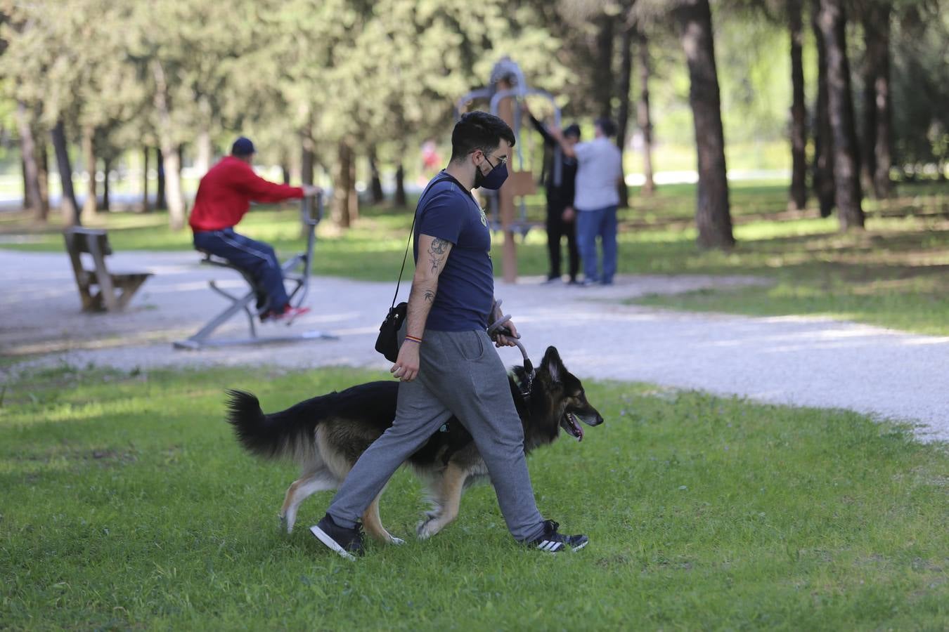 Los sevillanos aprovecharon para disfrutar de una Semana Santa 'alternativa'