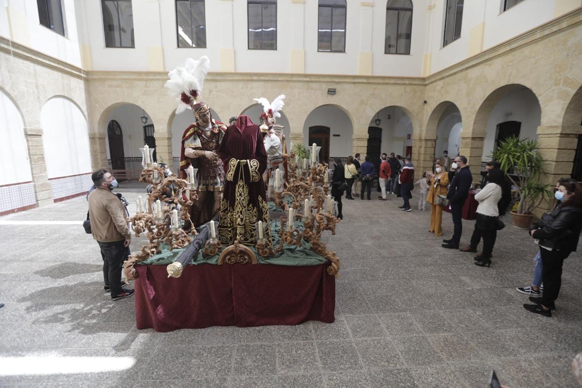En imágenes: Domingo de Ramos de la Semana Santa 2021 en Cádiz