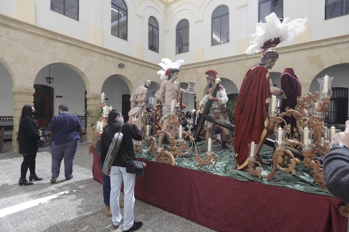 En imágenes: Domingo de Ramos de la Semana Santa 2021 en Cádiz