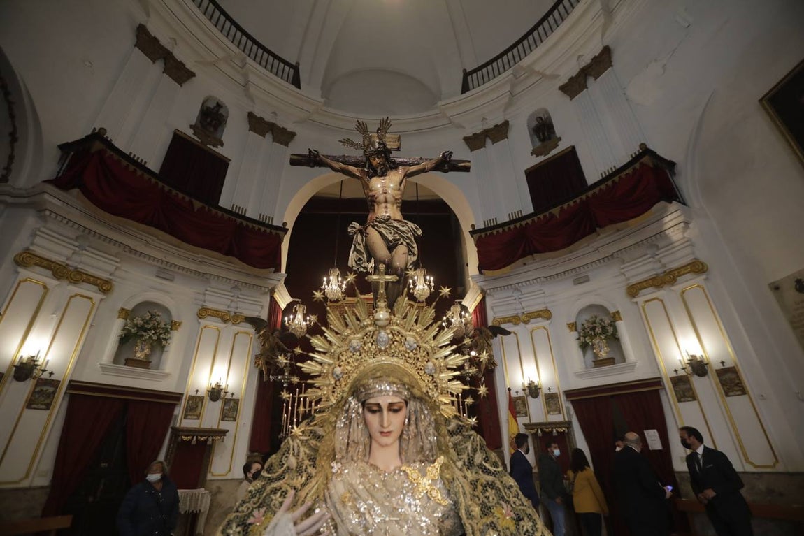Fotos: El Lunes Santo en Cádiz