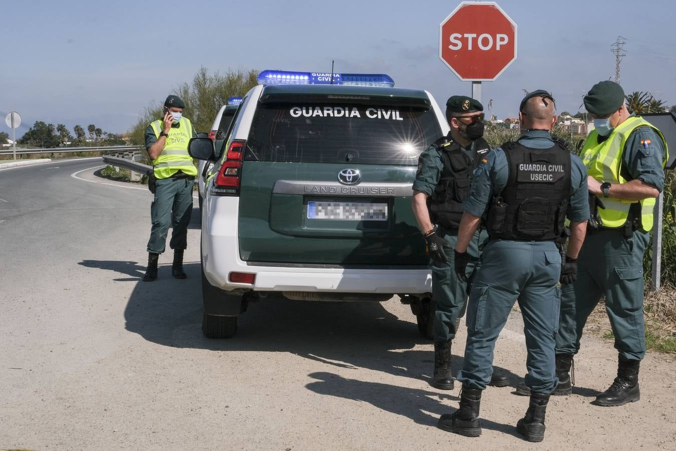 De patrulla con la Usecic de la Guardia Civil de Cádiz