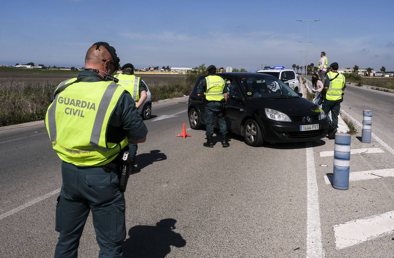 De patrulla con la Usecic de la Guardia Civil de Cádiz