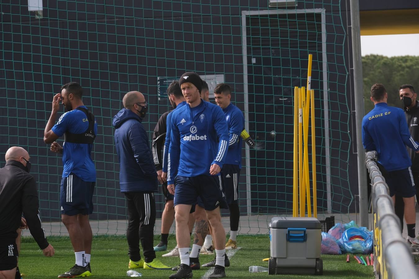 FOTOS: Akapo, la novedad en el entrenamiento del Cádiz CF