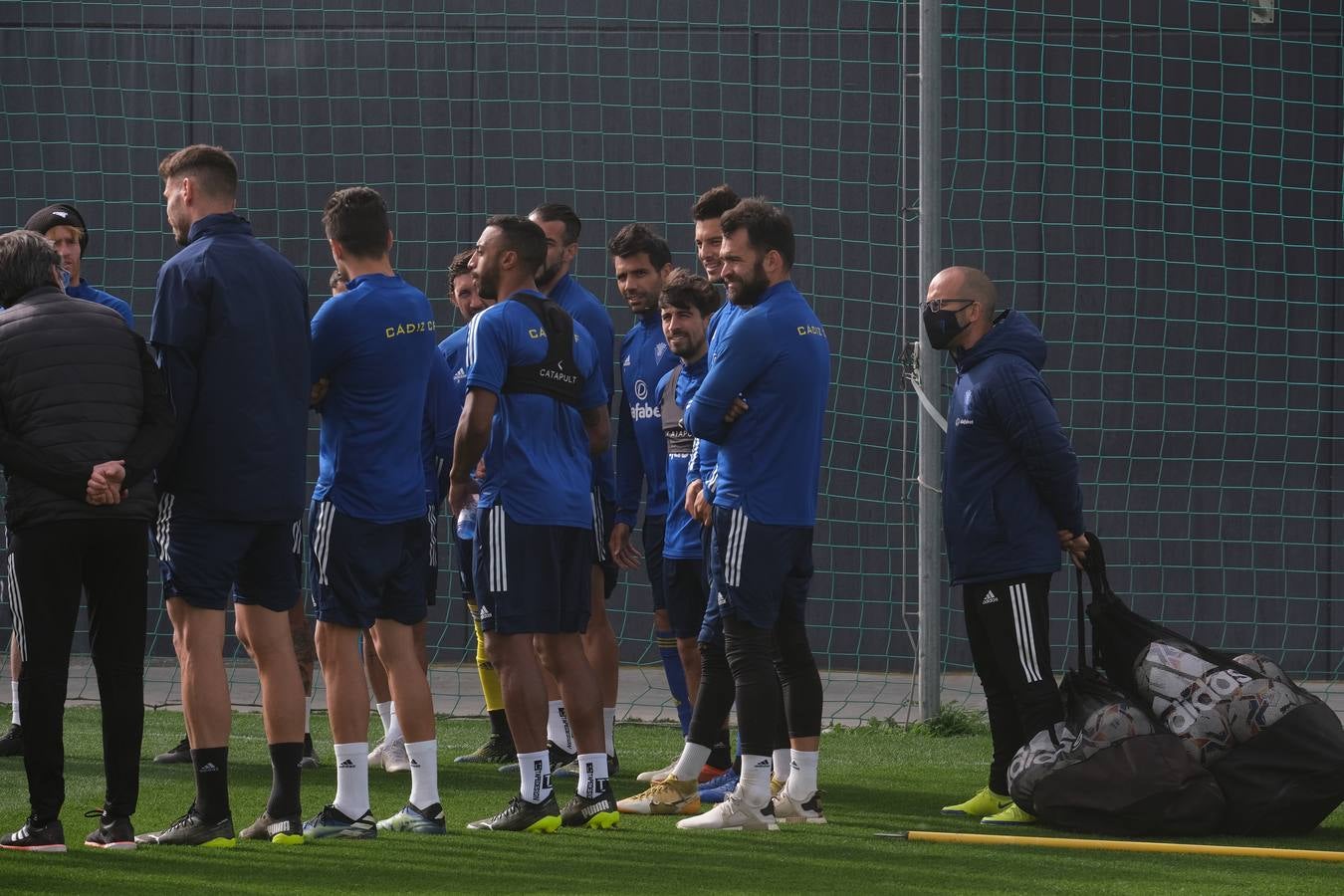 FOTOS: Akapo, la novedad en el entrenamiento del Cádiz CF