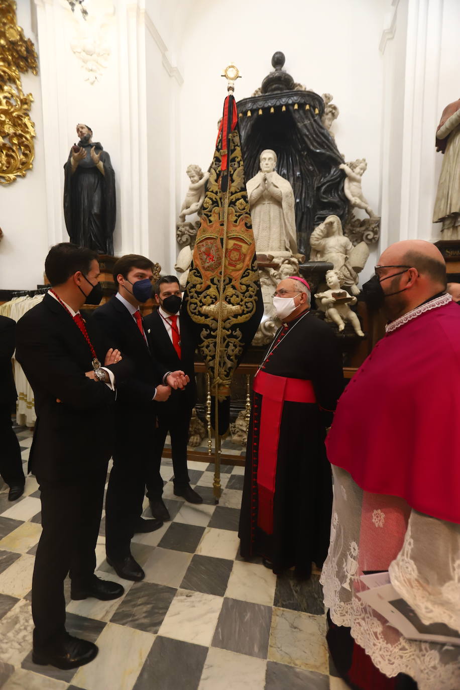 Semana Santa de Córdoba 2021 | Las imágenes del acto conjunto el Jueves Santo en la Catedral