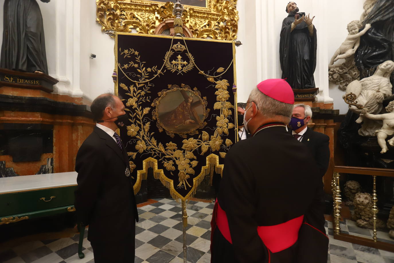 Semana Santa de Córdoba 2021 | Las imágenes del acto conjunto el Jueves Santo en la Catedral