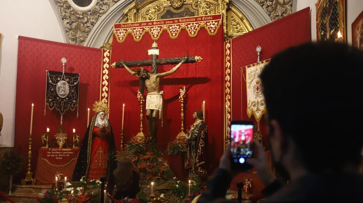 Semana Santa de Córdoba 2021 | Las imágenes del Cristo de Gracia el Jueves Santo