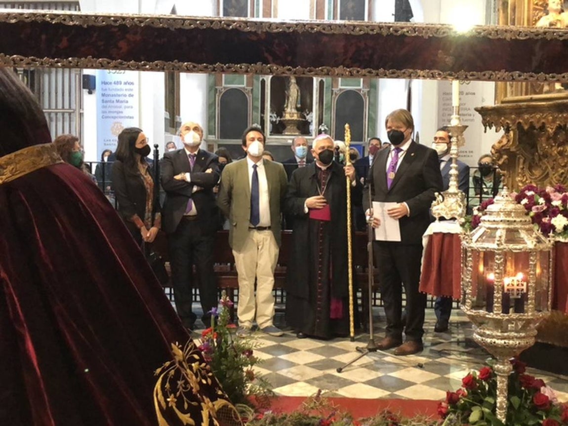 Fotos: las mejores imágenes del Jueves Santo en Cádiz