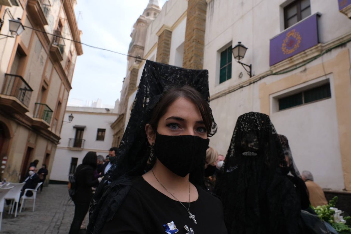 Fotos: las mejores imágenes del Jueves Santo en Cádiz