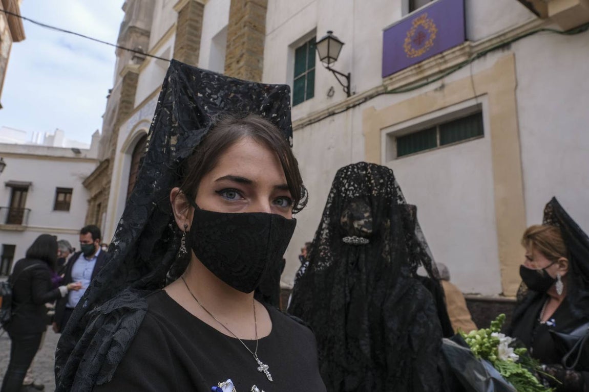 Fotos: las mejores imágenes del Jueves Santo en Cádiz