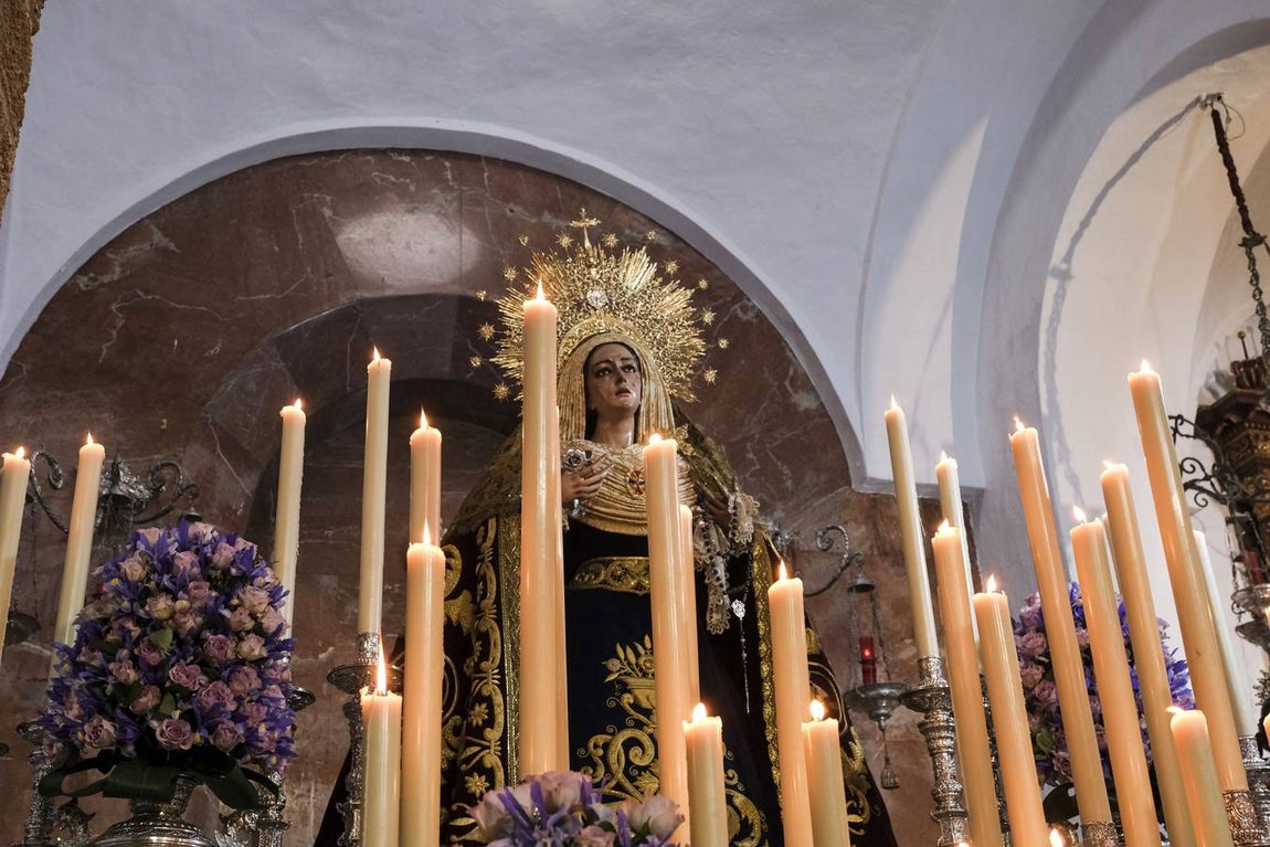 Fotos: las mejores imágenes del Jueves Santo en Cádiz
