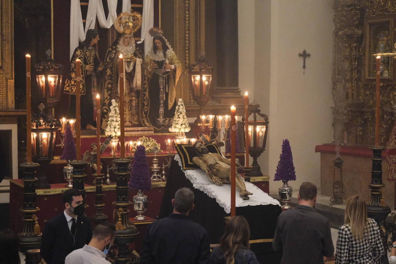 Semana Santa de Córdoba 2021 | Las imágenes del Santo Sepulcro el Viernes Santo