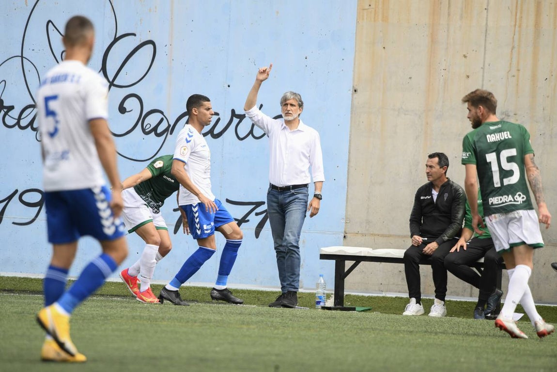 Las mejores imágenes del gol y el penalti en el Tamaraceite - Córdoba CF