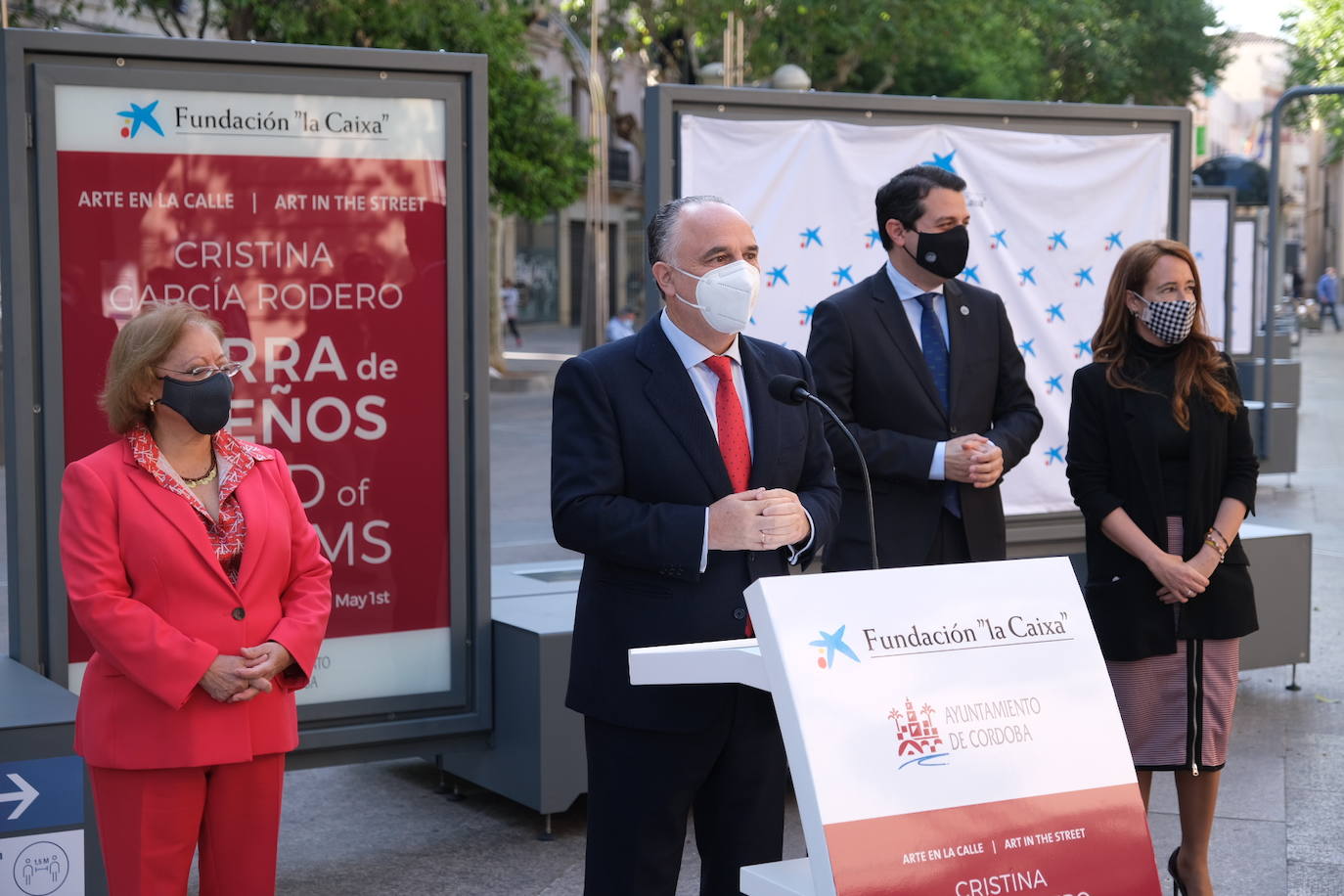 La exposición de Cristina García Rodero, en el bulevar Gran Capitán de Córdoba