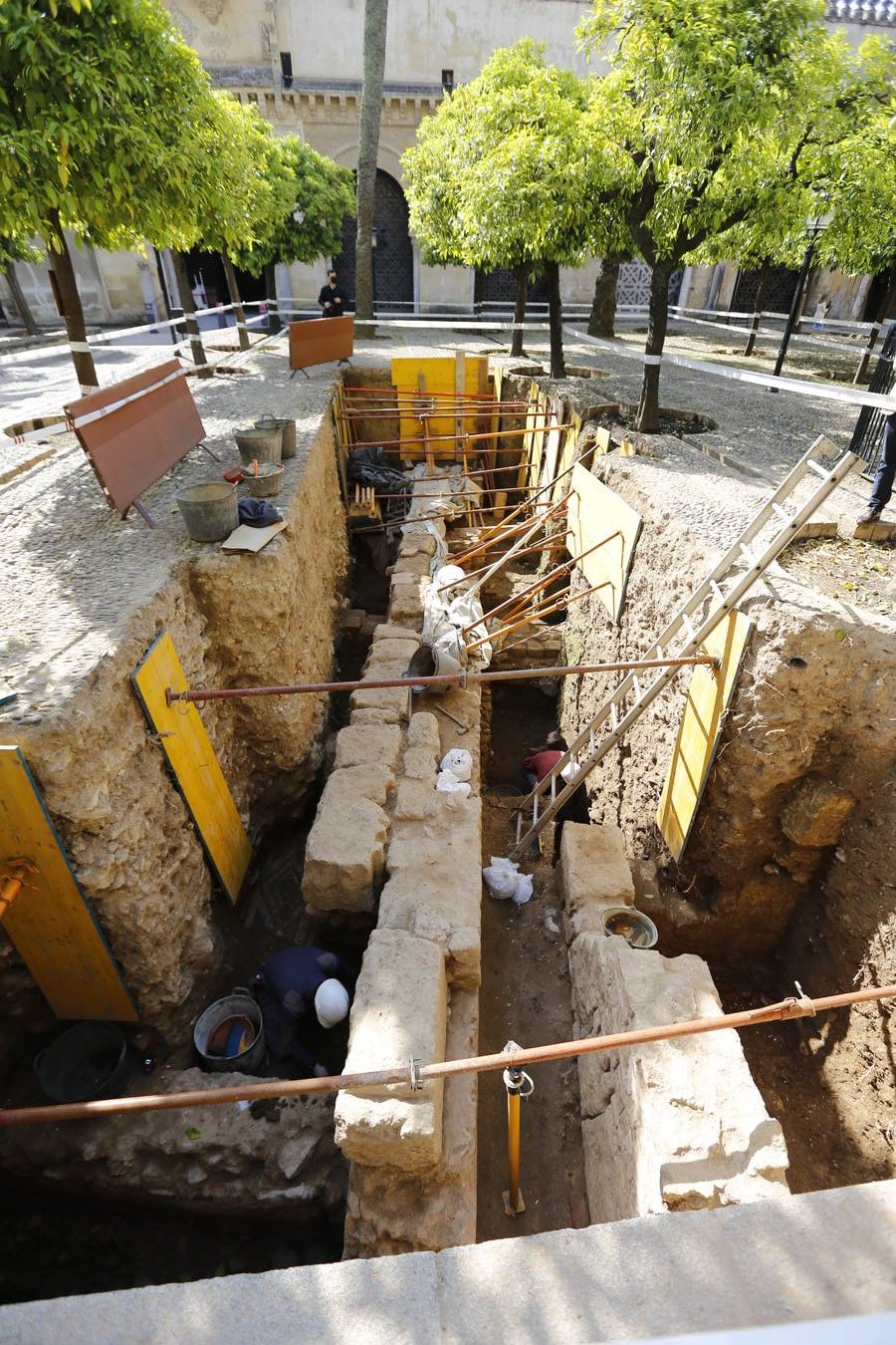 El nuevo hallazgo arqueológico en la Mezquita-Catedral de Córdoba, en imágenes