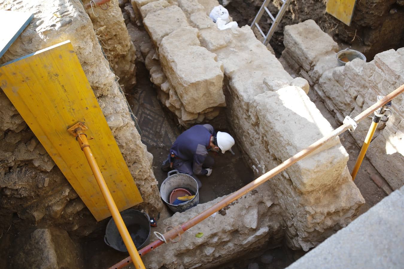 El nuevo hallazgo arqueológico en la Mezquita-Catedral de Córdoba, en imágenes