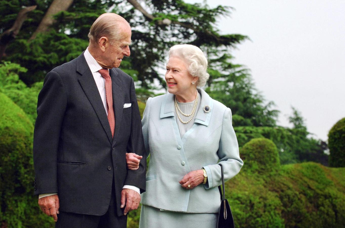 La Reina Isabel II y Felipe de Edimburgo: 73 años de amor, en imágenes