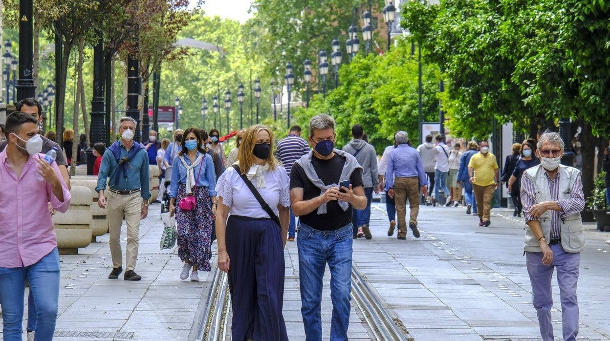 Las imágenes de un sábado primaveral en Sevilla