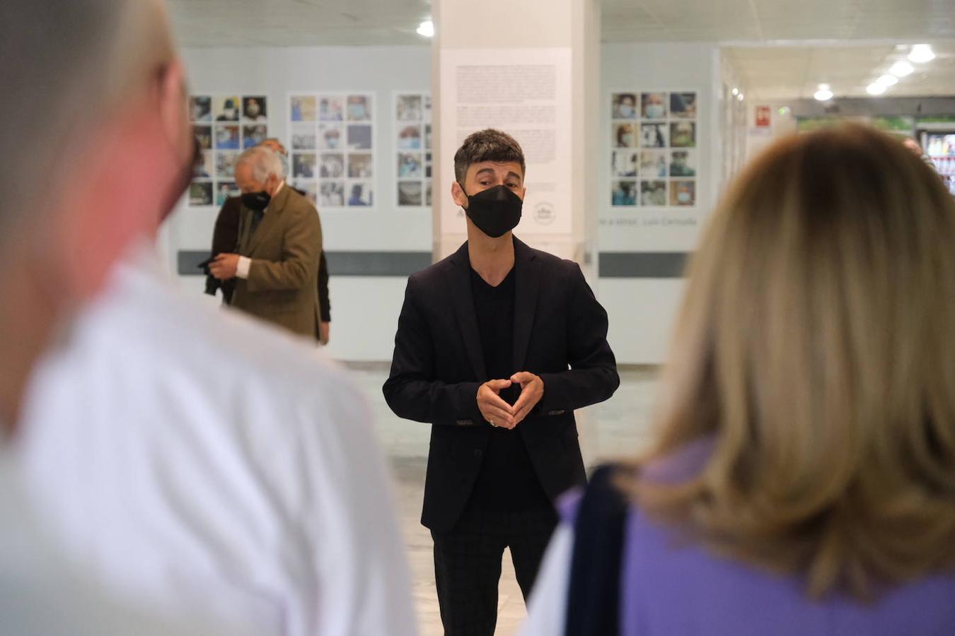 La exposición por el 45 aniversario del hospital Reina Sofía de Córdoba, en imágenes